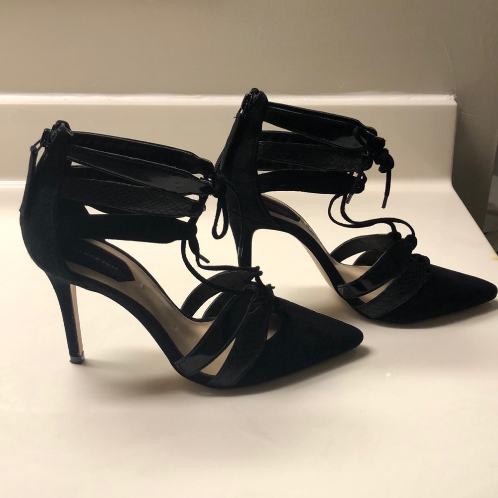 💜💜SOLD💜💜 Zara black suede cut out pumps - Picture 3 of 6